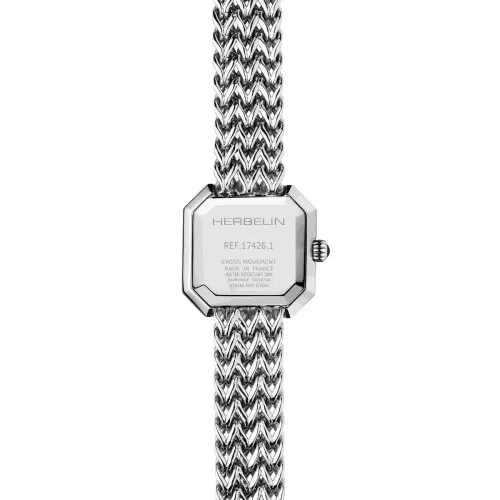 Photo montrant l'intégralité de la montre Octogône – quartz carré – acier & nacre blanche