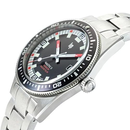 LIP NAUTIC 3 NAGEUR SAUVETEUR 39MM AUTOMATIQUE