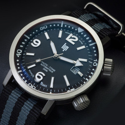LIP NAUTIC SKI TITANE 41 MM AUTO