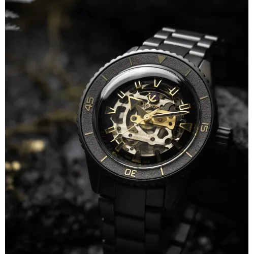 RADO CAPTAIN COOK HIGH-TECH CERAMIC LIMITED EDITION