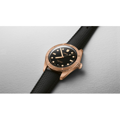 ORIS DIVERS SIXTY-FIVE DATE