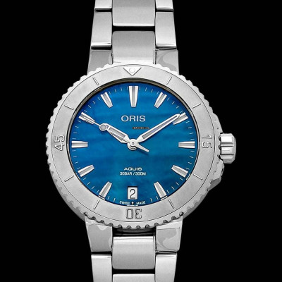 ORIS AQUIS DATE DAME 36.5MM FOND BLEU ÉGÉEN