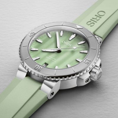 ORIS AQUIS DATE DAME AUTO