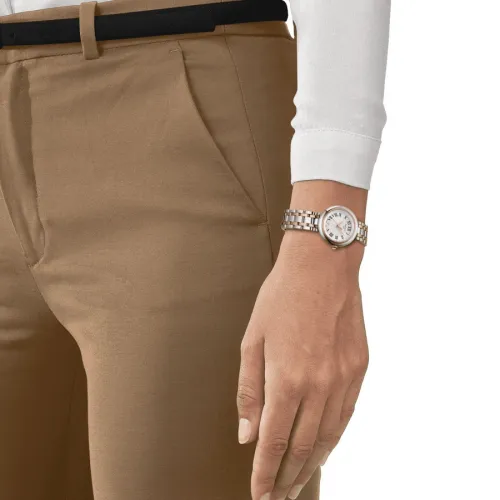 TISSOT SMALL LADY BELLISSIMA QUARTZ PVD OR JAUNE CADRAN BLANC 26 MM