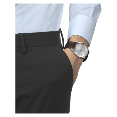 TISSOT T-CLASSIC GENTLMAN QUARTZ CADRAN ARGENTÉ BRACELET CUIR BRUN 40 MM