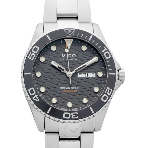 OCEAN STAR 200C étanche 300m homme 42.5mm