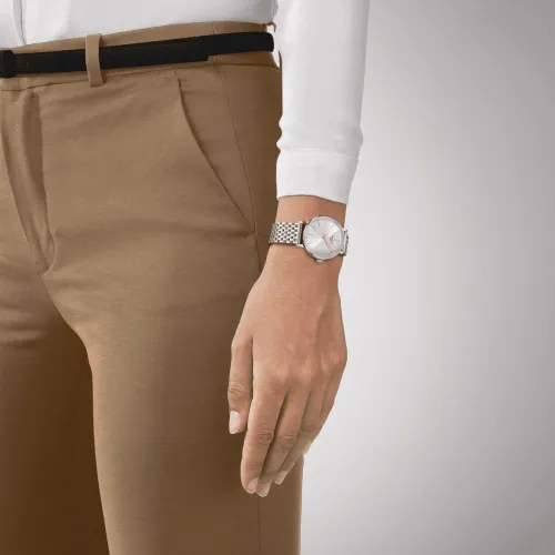 TISSOT T-CLASSIC EVERYTIME LADY QUARTZ CADRAN ARGENTÉ BRACELET ACIER 34 MM