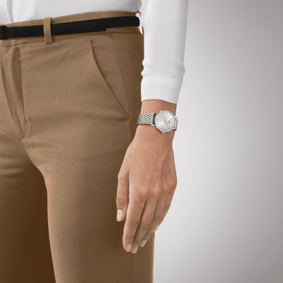 TISSOT T-CLASSIC EVERYTIME LADY QUARTZ CADRAN ARGENTÉ BRACELET ACIER 34 MM