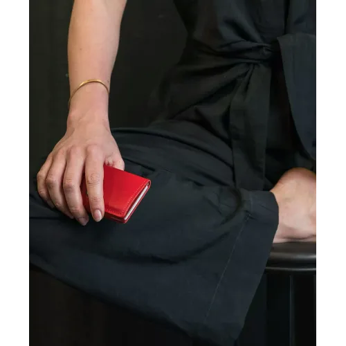 SECRID MINIWALLET ORIGINAL RED-RED