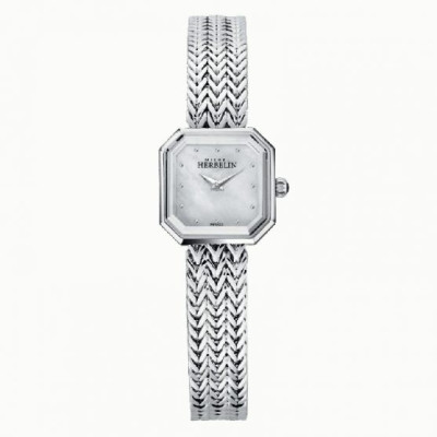 Photo montrant l'intégralité de la montre Octogône – quartz carré – acier & nacre blanche