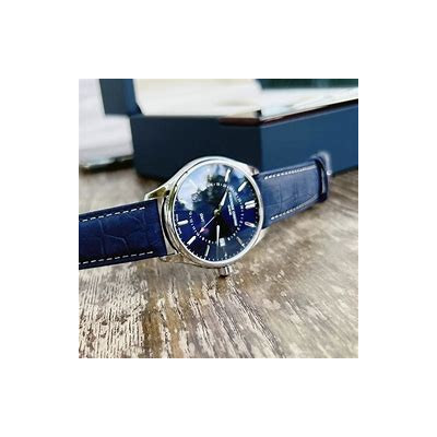 Frédérique Constant Classics Quartz GMT