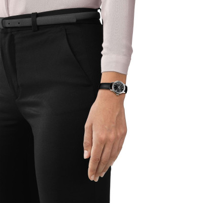 TISSOT T-CLASSIC DREAM LADY QUARTZ CADRAN NOIR BRACELET ACIER 28 MM