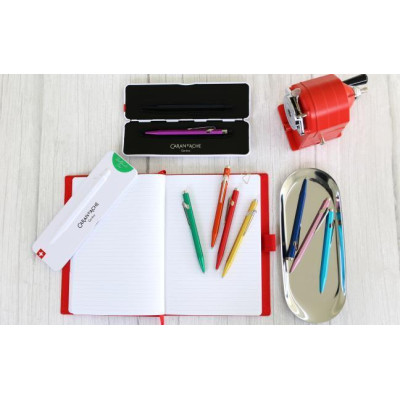 STYLO BILLE CARAN D'ACHE 849 COLORMAT-X ORANGE