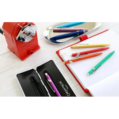 STYLO BILLE CARAN D'ACHE 849 COLORMAT-X ORANGE