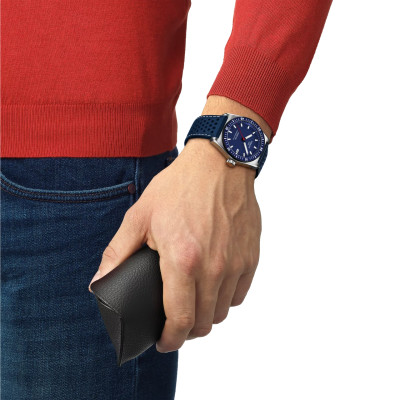 MONTRE TISSOT PR516 POWERMATIC 80 BRACELET EN CUIR BLUE