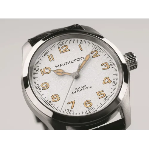 Montre Hamilton Khaki Field Murph 38mm fond blanc bracelet cuir noir