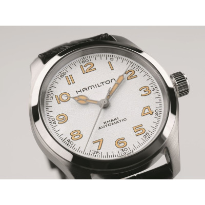 Montre Hamilton Khaki Field Murph 38mm fond blanc bracelet cuir noir