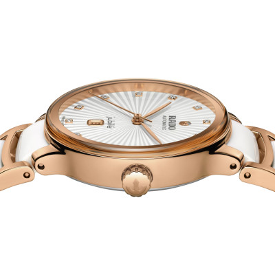 Vue de la couronne de la montre Rado Centrix Automatic Diamonds