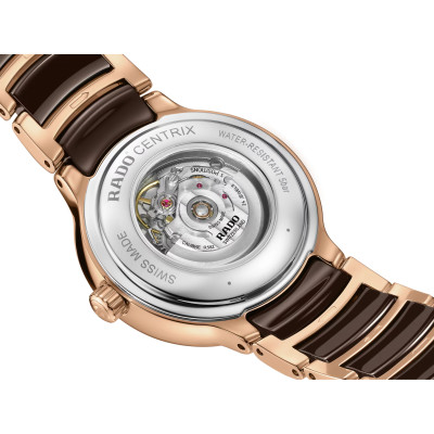 Vue du dos mettant en valeur le boîtier de la montre Rado Centrix Dame Automatique Diamants.