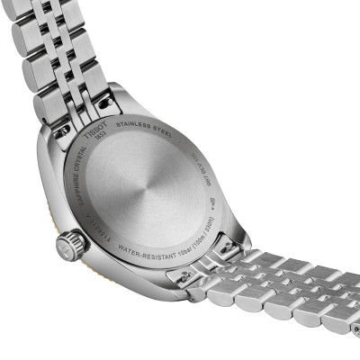 Vue de dos de la Montre Tissot Ballade 34 MM Cadran Gris, Bracelet Bicolore Doré.