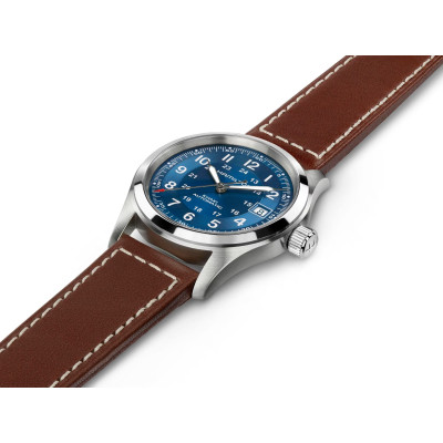 Photo montrant l'intégralité de la Montre Hamilton Khaki Field Auto 38 mm