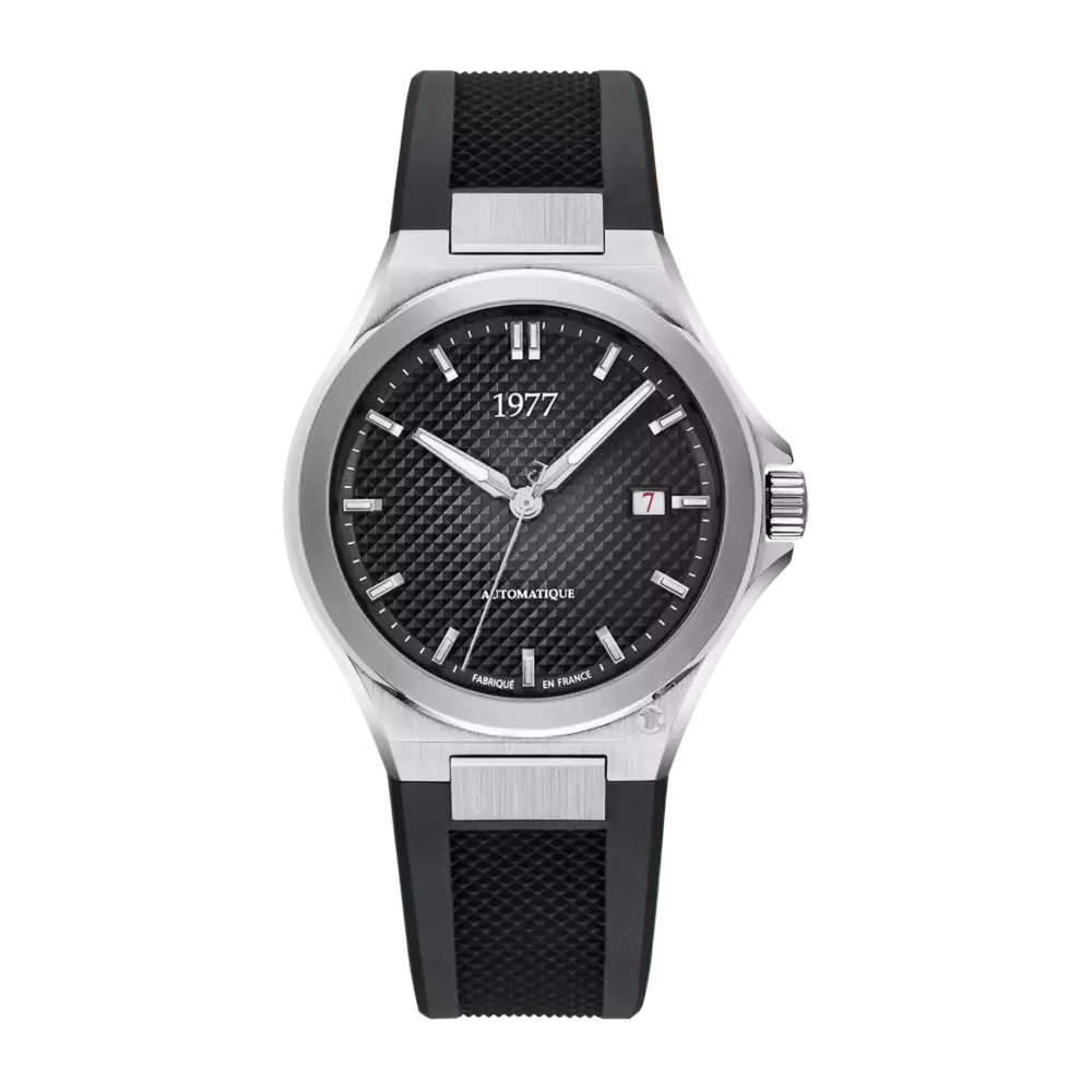 Photo montrant l'intégralité de la Montre 1977 ARSENE cadran noir 42.5 MM