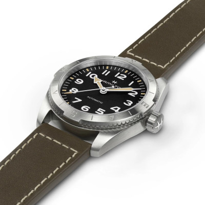 Vue en gros plan de la montre Khaki Field Expedition Auto 37 mm