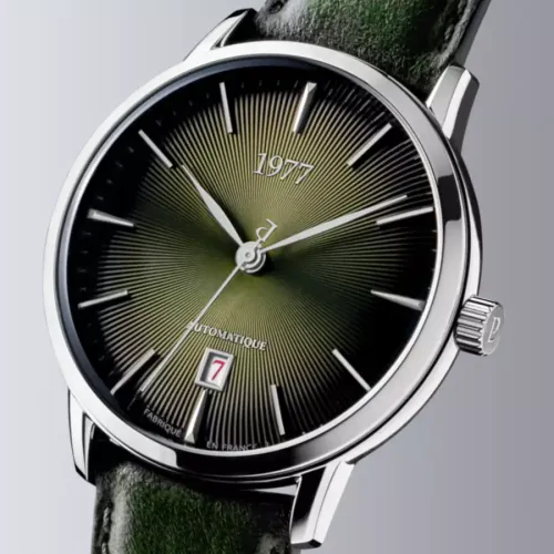 Photo montrant l'intégralité de la montre Montre 1977 Edmond Cadran Vert Olive 40mm