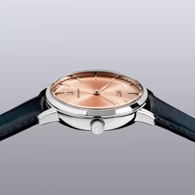 image capturant l’ensemble de la Montre Montre 1977 Edmond Cadran Saumon 40mm