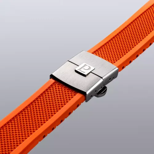 photo montrant l'intégralité de la Montre 1977 Arsène Cadran Noir 42,5 mm