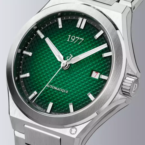 photo montrant l'intégralité de la Montre 1977 Arsène Cadran Vert 42,5 mm