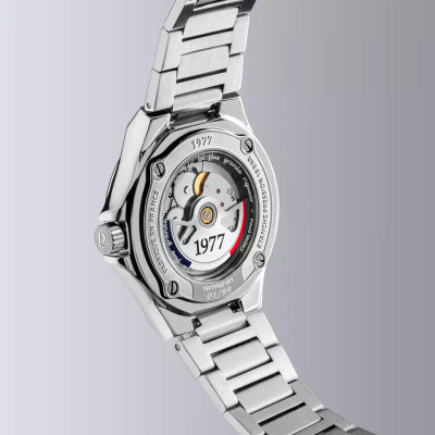 vue de dos de la Montre 1977 Arsène Cadran Bleu 42,5 mm