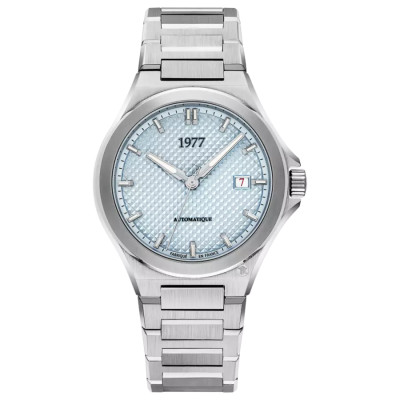 photo montrant l'intégralité de la Montre 1977 Arsène Cadran Bleu Glacier 42,5 mm