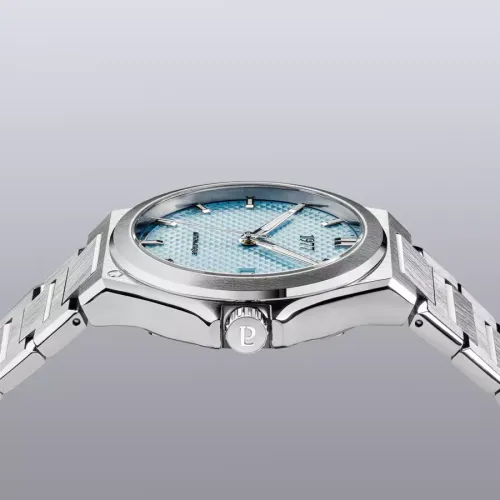 photo montrant l'intégralité de la Montre 1977 Arsène Cadran Bleu Glacier 42,5 mm