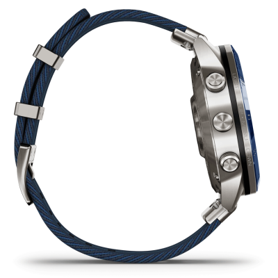 Vue de côté de Garmin MARQ Captain (Gen2) 46 mm