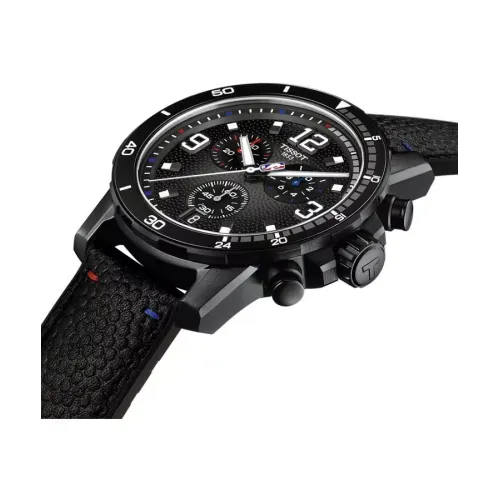Vue entière de la montre Tissot Supersport NBA Special Edition 45 mm