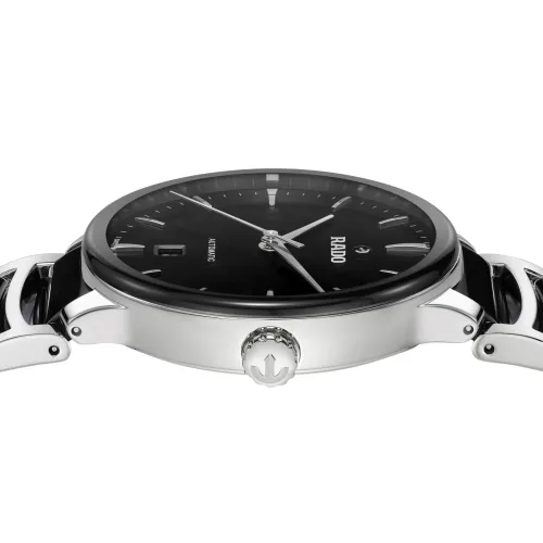 Vue entière de montre Rado Centrix Automatic