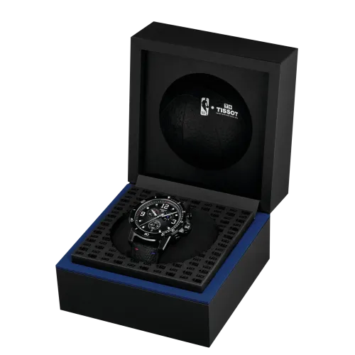 Vue entière de la montre Tissot Supersport NBA Special Edition 45 mm