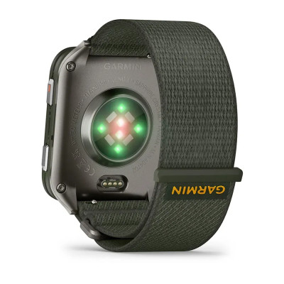 MONTRE GARMIN VENU® X1 VERT MOSS AVEC FOND DE BOÎTIER EN TITANE GRAY ET BRACELET EN NYLON COMFORTFIT VERT MOSS