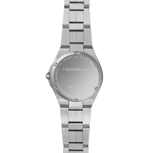 Photo Montrant l’Intégralité de la Montre Montre Herbelin Cap Camarat – Acier – Nacre Noire