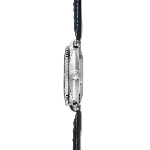 Photo Montrant l’Intégralité de la Montre Montre Herbelin Newport – Diver Automatique – Rehaut Bleu