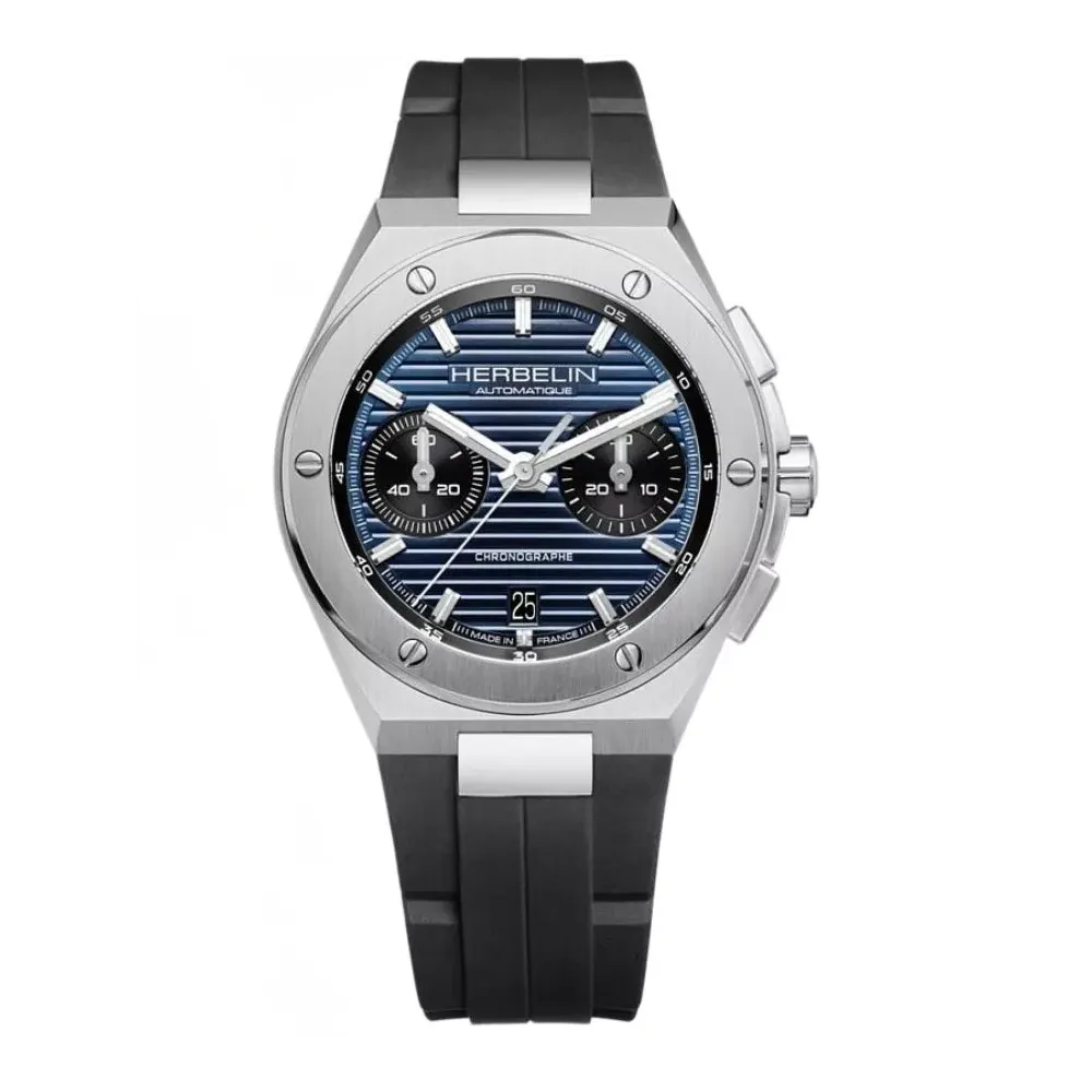 Photo montrant l'intégralité de la montre Cap Camarat – Chronographe Automatique – Noir & Acier