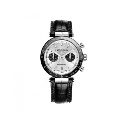 Photo montrant l'intégralité de la montre Newport Héritage Bicompax