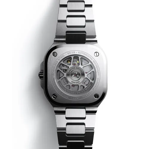 Photo montrant l'intégralité de la montre Montre Bell & Ross BR 05 Artline – Édition Limitée à 250 pièces