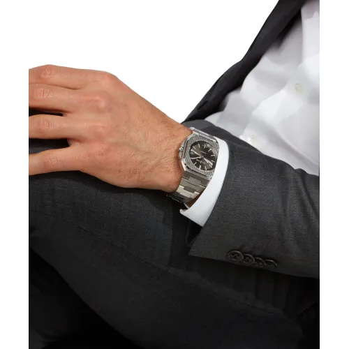 Photo montrant l'intégralité de la montre Montre Bell & Ross BR 05 Artline – Édition Limitée à 250 pièces