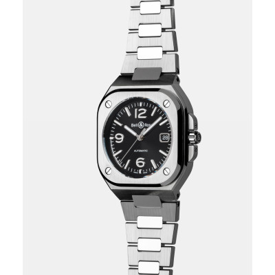 Vue profil de la montre Montre Bell & Ross BR 05 Black Stee