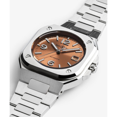 Zoom détaillé sur la montre Montre Bell & Ross BR-05 Copper Brown Steel