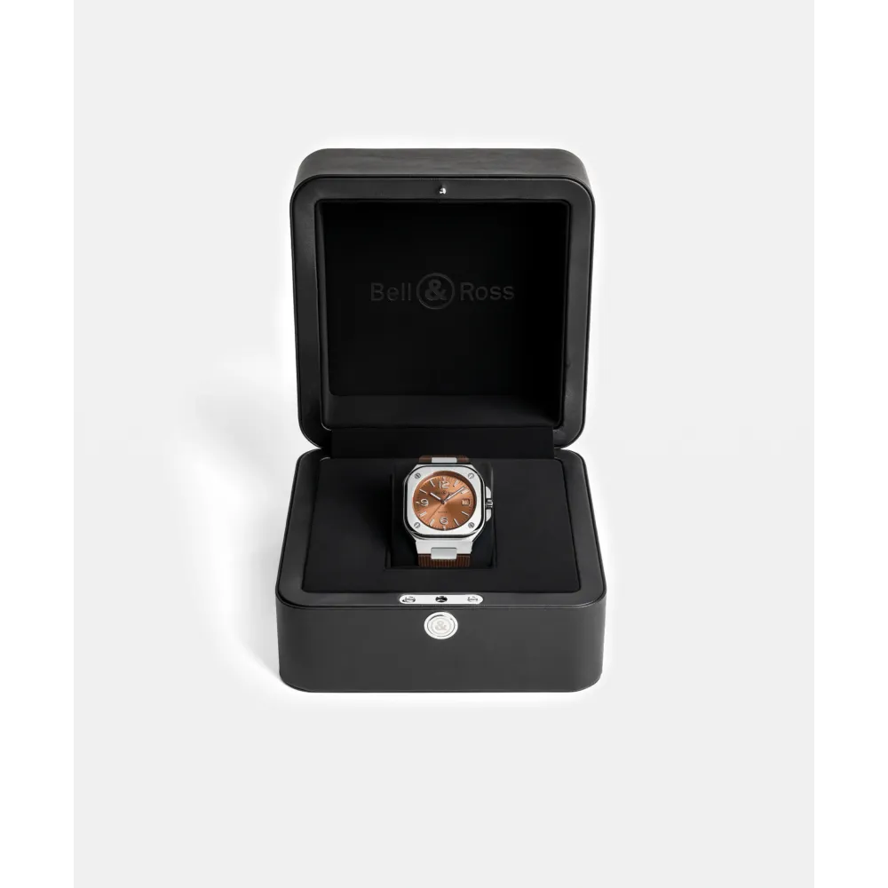 Vue de l’écrin de la montre Montre Bell & Ross BR-05 Copper Brown Steel