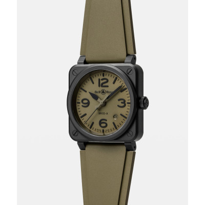 Vue profil de la montre Montre Bell & Ross BR-03 Military Ceramic montrant la couronne