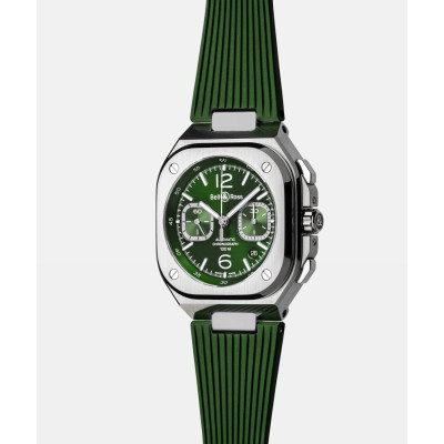 Vue profil de la montre Montre Bell & Ross BR-05 Chrono Green Steel Bracelet Caoutchouc Vert montrant la couronne